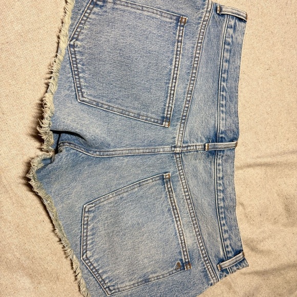 Madewell Women’s 31 Blue Jean Shorts Distressed low rise boyfriend short nwt - Picture 9 of 12